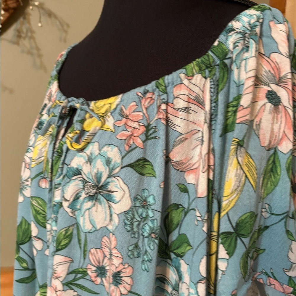 Torrid Blue Floral Blouse with Tie Front - Picture 2 of 7